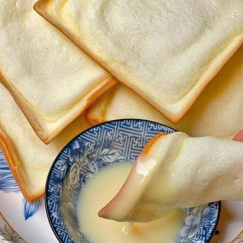 BÁNH MÌ SANDWICH NGÀN LỚP (SỮA NGÀN LAYERS)